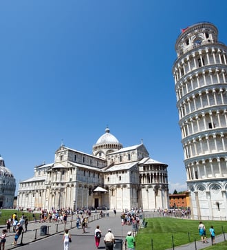 The leaning tower of Pisa, Italy