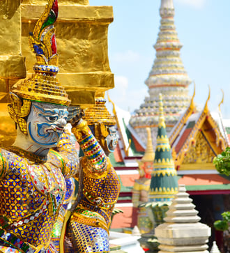 Golden bridge at Wat Pra Keaw, Bangkok