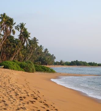 Kalutara beach near Hambantota, Sri Lanka