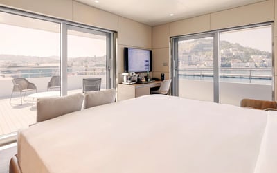 Emerald Azzurra - Terrace Suite