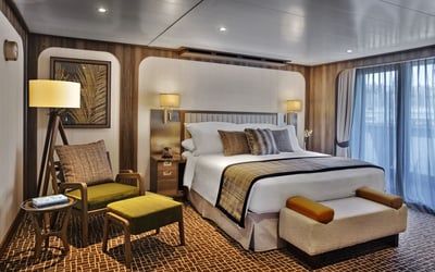 Seabourn Venture - Signature Suite bedroom