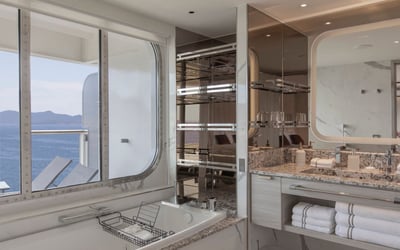 Silver Nova - Signature Suite