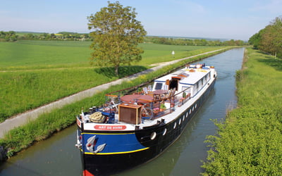 European Waterways' barge, L'Art de Vivre