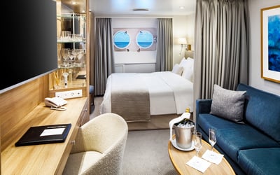 SeaDream II - Yacht Club Stateroom (Deck 2)