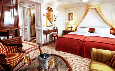 Sea Cloud II Category B Junior Suite