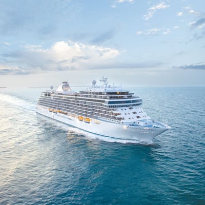 Seven Seas Grandeur at sea
