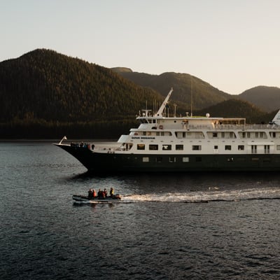 Safari Endeavour in Alaska