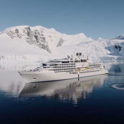 Silver Endeavour in Antarctica