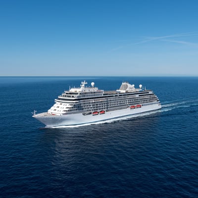 Seven Seas Explorer at sea