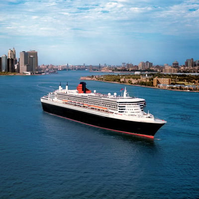 Queen Mary 2 in New York