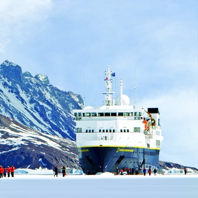 Lindblad Expeditions - National Geographic Explorer