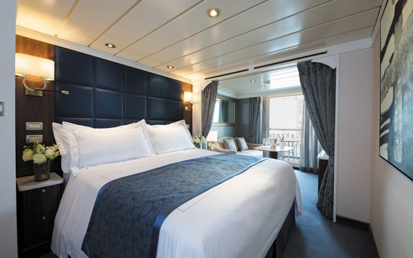 Regent Seven Seas Mariner - Deluxe Veranda Suite