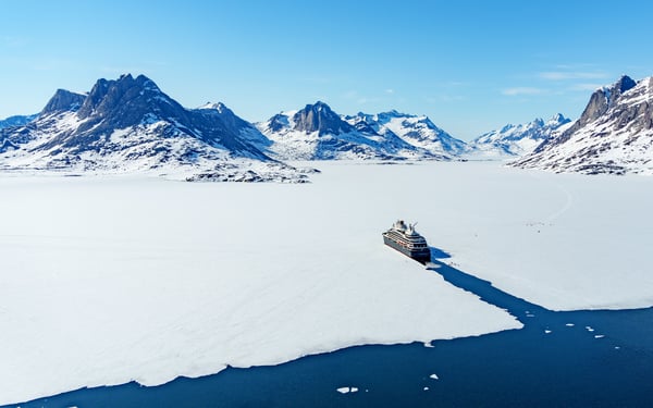 Le Commandant Charcot in Qenertivartivit Greenland