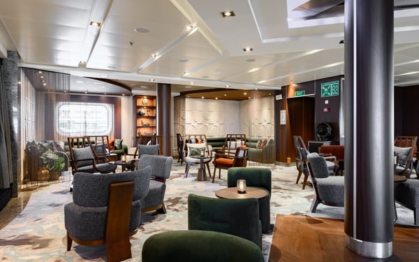 The Club on board Seabourn Quest