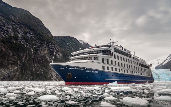 Ventus Australis Review - ship