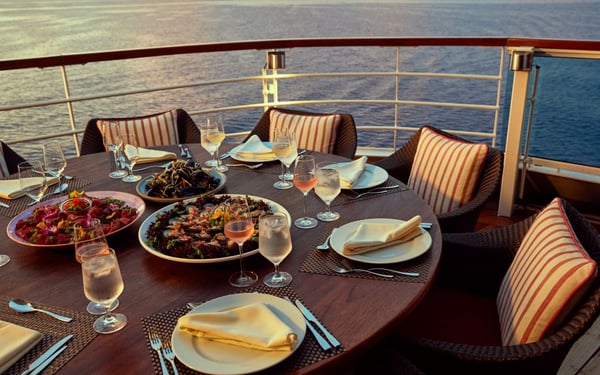 Seabourn Encore - Colonnade restaurant