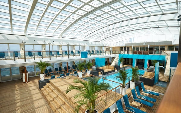 Europa 2 Pooldeck