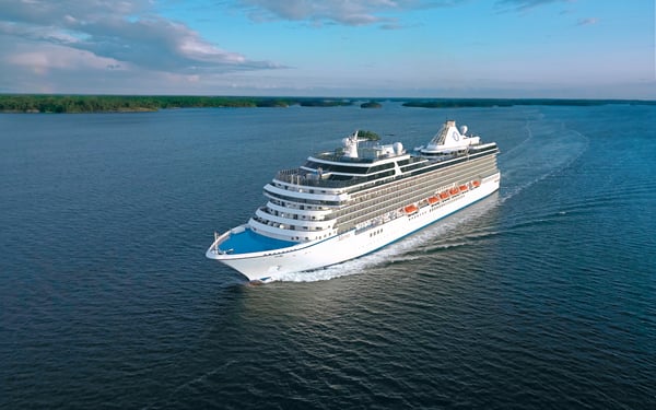 Oceania Cruises' Marina - Read our summer 2021 cruise review to find out more