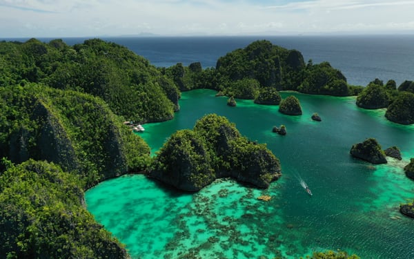 Raja ampat Indonesia cruise