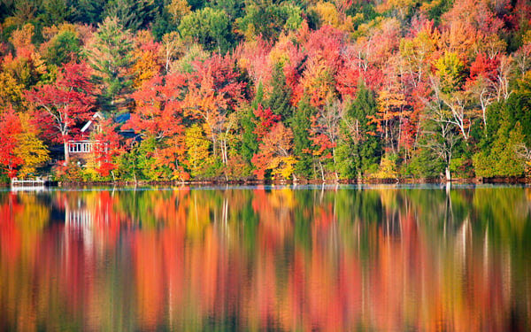 New England in the autumn, the best time to cruise canada and new england