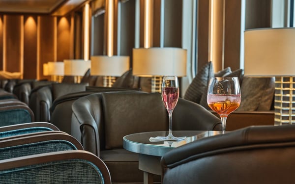 Silver Moon - Cocktails in the Dolce Vita lounge