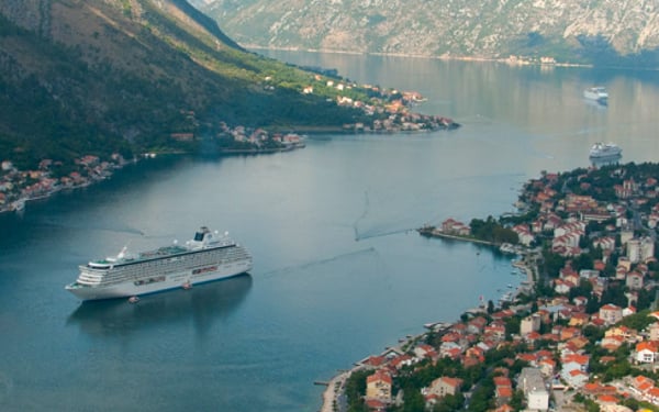 Crystal Cruises - Crystal Symphony in Kotor