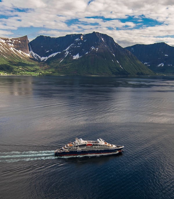 Ponant Le Laperouse in Alesund