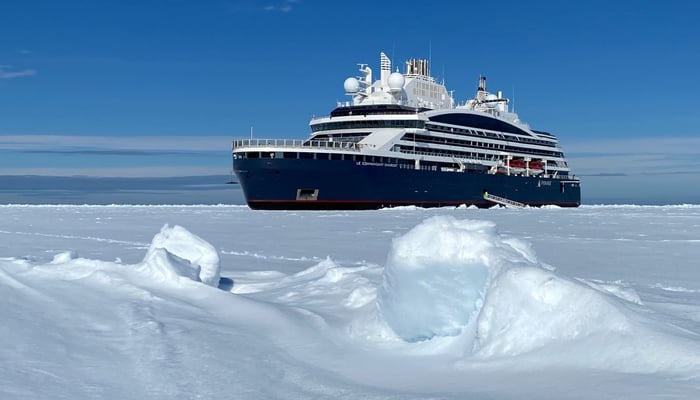 Ponant - Le Commandant Charcot in Greenland