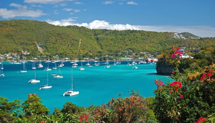 Admiralty Bay, Bequia