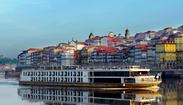AmaVida on the Douro river, Porto