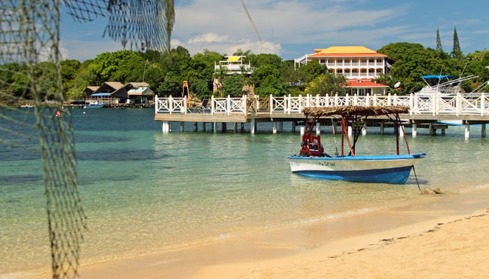 West End Beach, Roatán, Honduras
