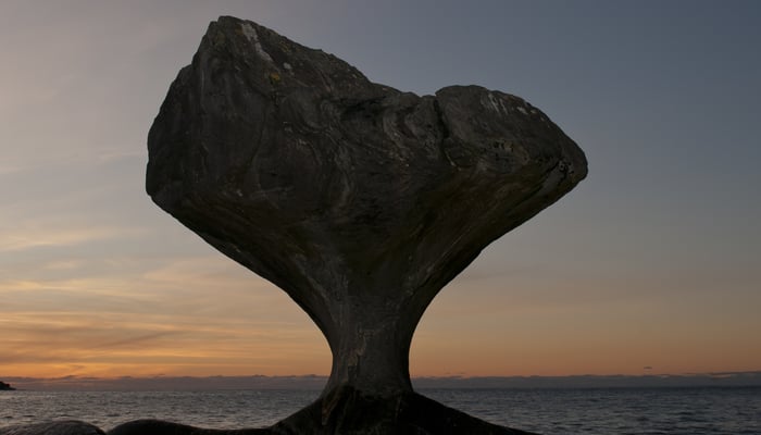 Kannesteinded rock near Maloy, Norway