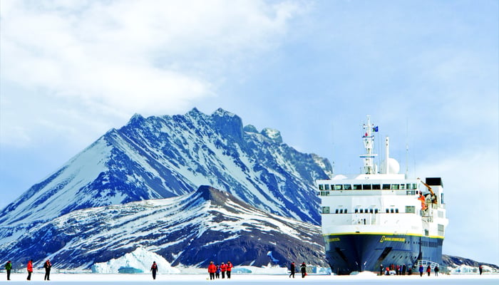 Lindblad Expeditions - National Geographic Explorer