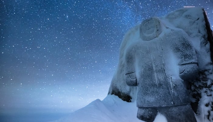 Memorial to Relocated Inuits at Resolute Bay, Nunavut, Canada
