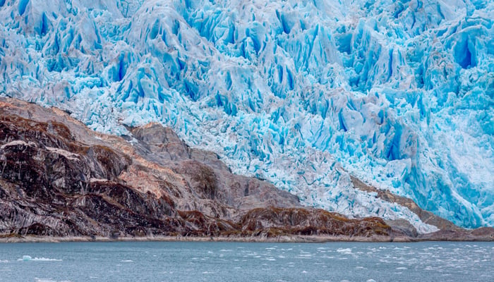 El Brujo Glacier, Chile