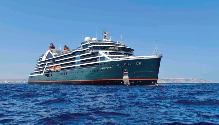 Seabourn Venture at sea