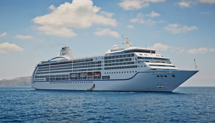 Regent Seven Seas Mariner in Santorini