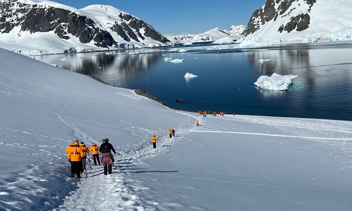 Seabourn Venture in Antarctica: Expedition Cruise Review