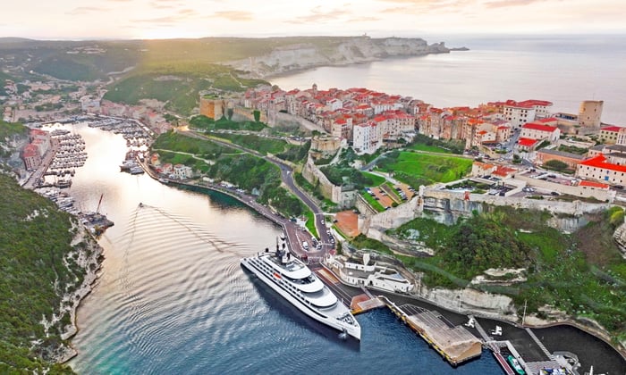Emerald Azzura in Bonifacio, Corsica