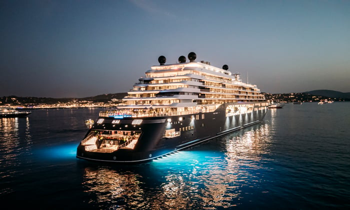 Ilma_nighttime_ritzCarlton
