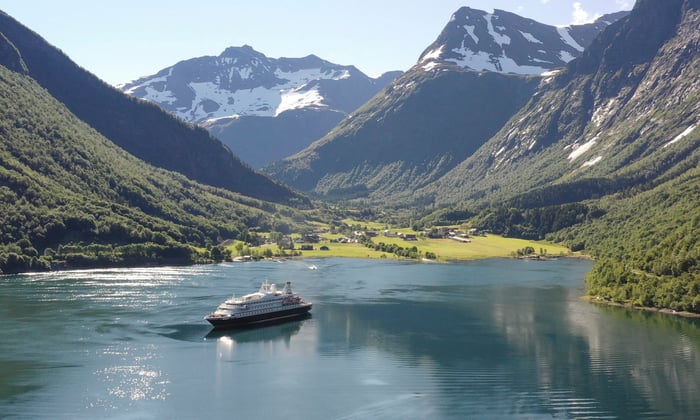 seadream in the norwegian fjords