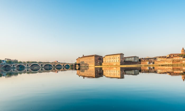 Toulouse Pont Neuf, Garonne river