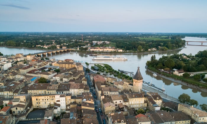 Uniworld's S.S. Le Bon Voyage in Libourne, France