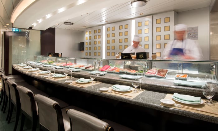 Crystal Serenity - Umi Uma sushi counter