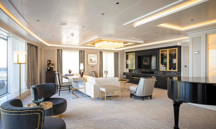 Seven Seas Splendor - Regent Suite