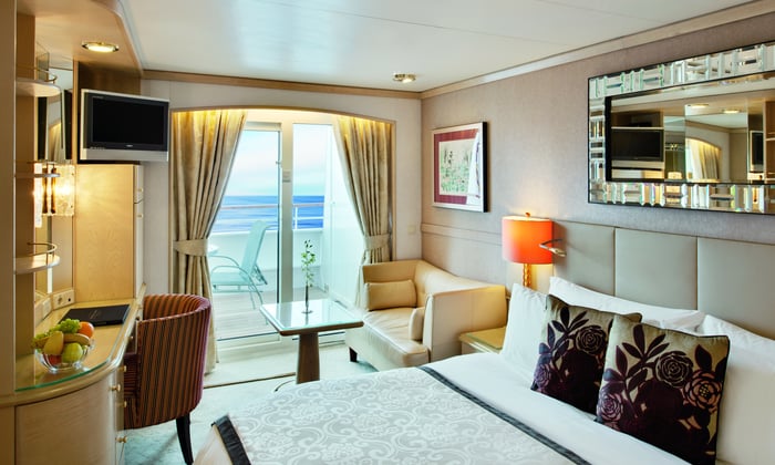 Crystal Symphony - Deluxe Stateroom with Veranda (200 - 300 square feet)