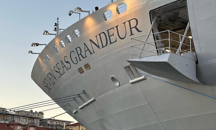 regent-seven-seas-grandeur-review