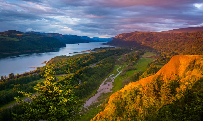 Columbia River Gorge in Oregon, USA