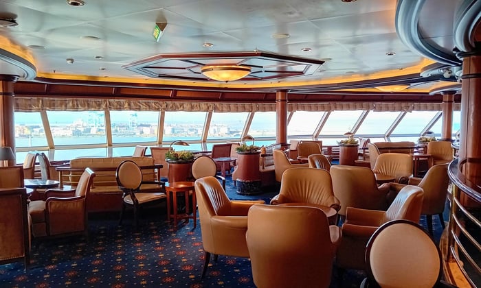 Queen Victoria - Commodore Club