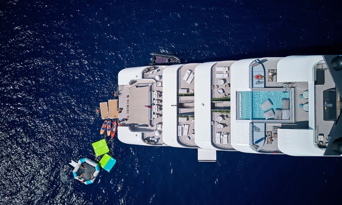 Marina platform on Emerald Sakara